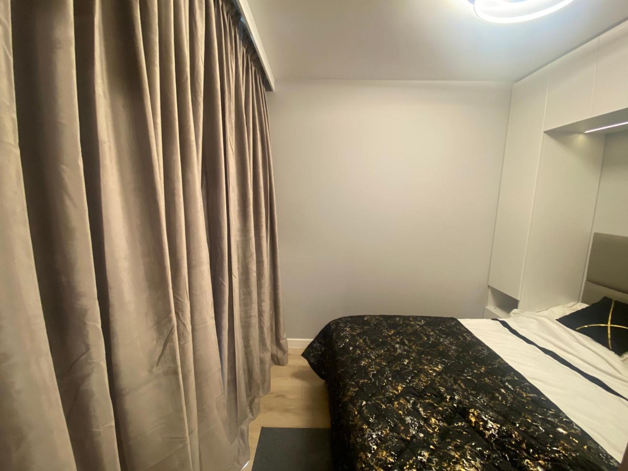 Wiktoryn 6 Piekne Nowe Apartamenty Z Duzymi Balkonami Varsó Kültér fotó