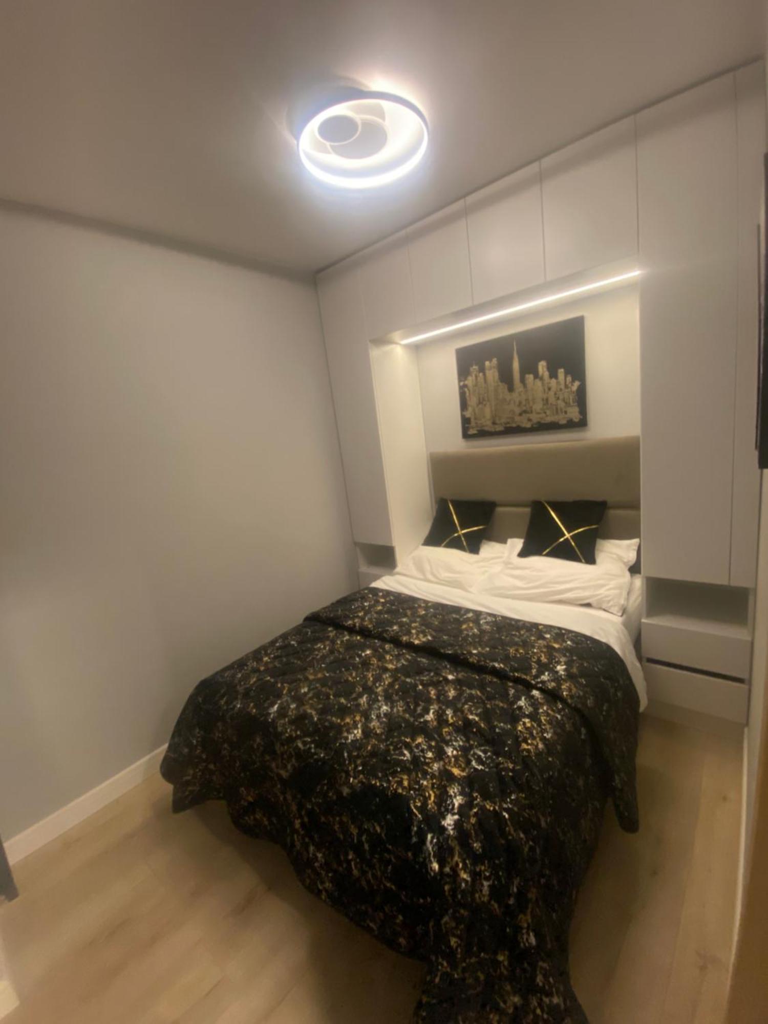 Wiktoryn 6 Piekne Nowe Apartamenty Z Duzymi Balkonami Varsó Kültér fotó