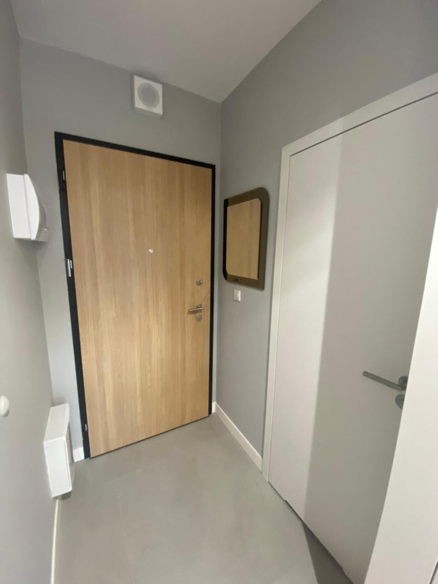 Wiktoryn 6 Piekne Nowe Apartamenty Z Duzymi Balkonami Varsó Kültér fotó